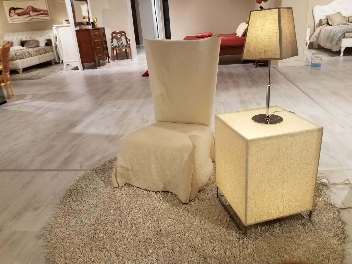 Poltrona e pouf luminoso